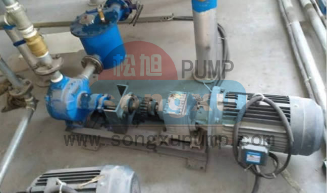 內(nèi)齒泵NB-210L,PPG發(fā)泡大料泵案例現(xiàn)場